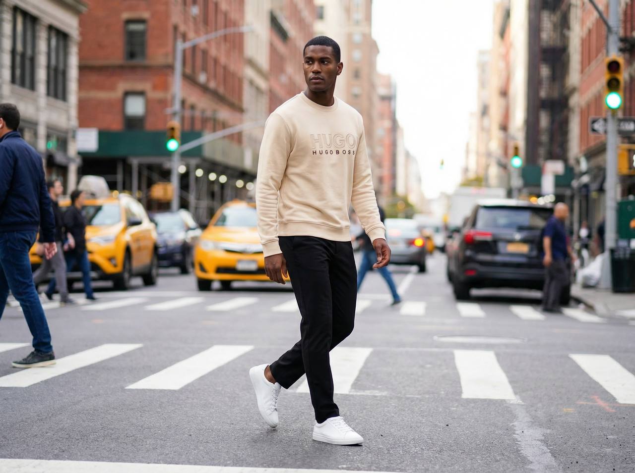 Sweatshirt Hugo crewneck #101