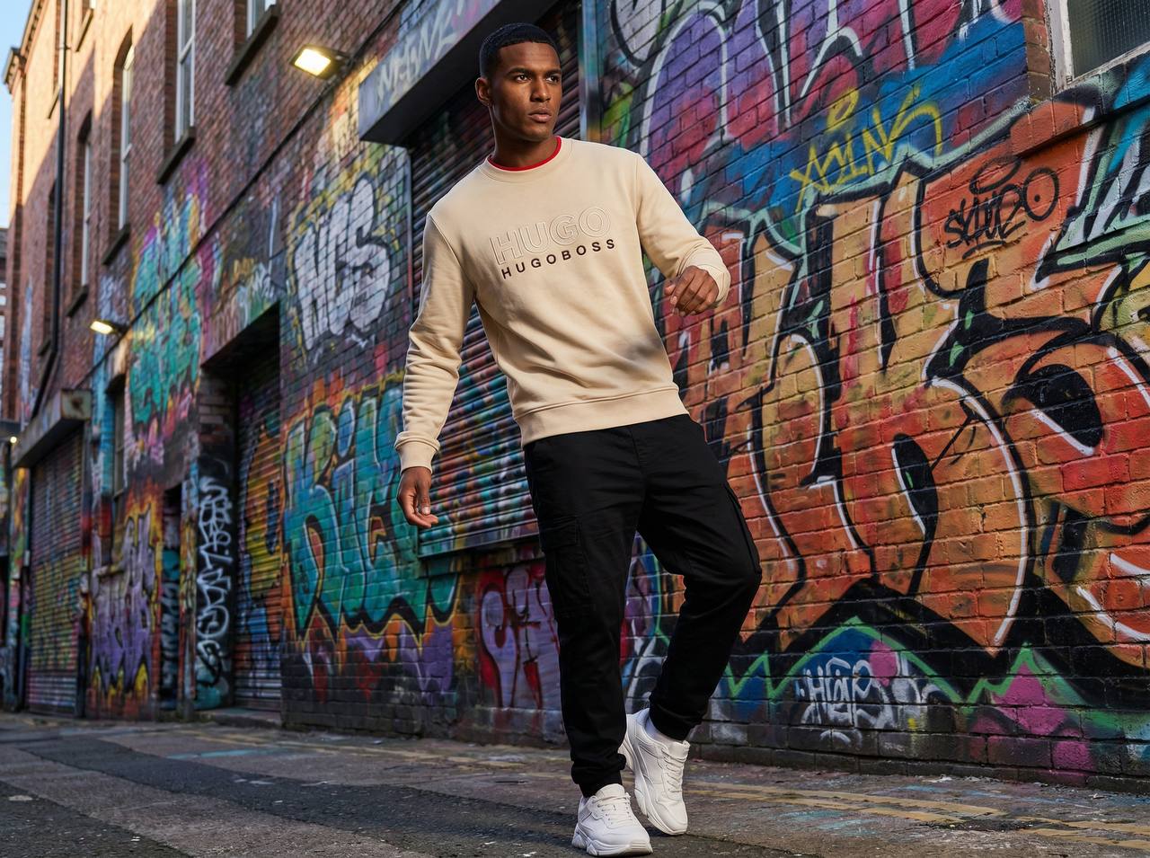 Sweatshirt Hugo crewneck #101