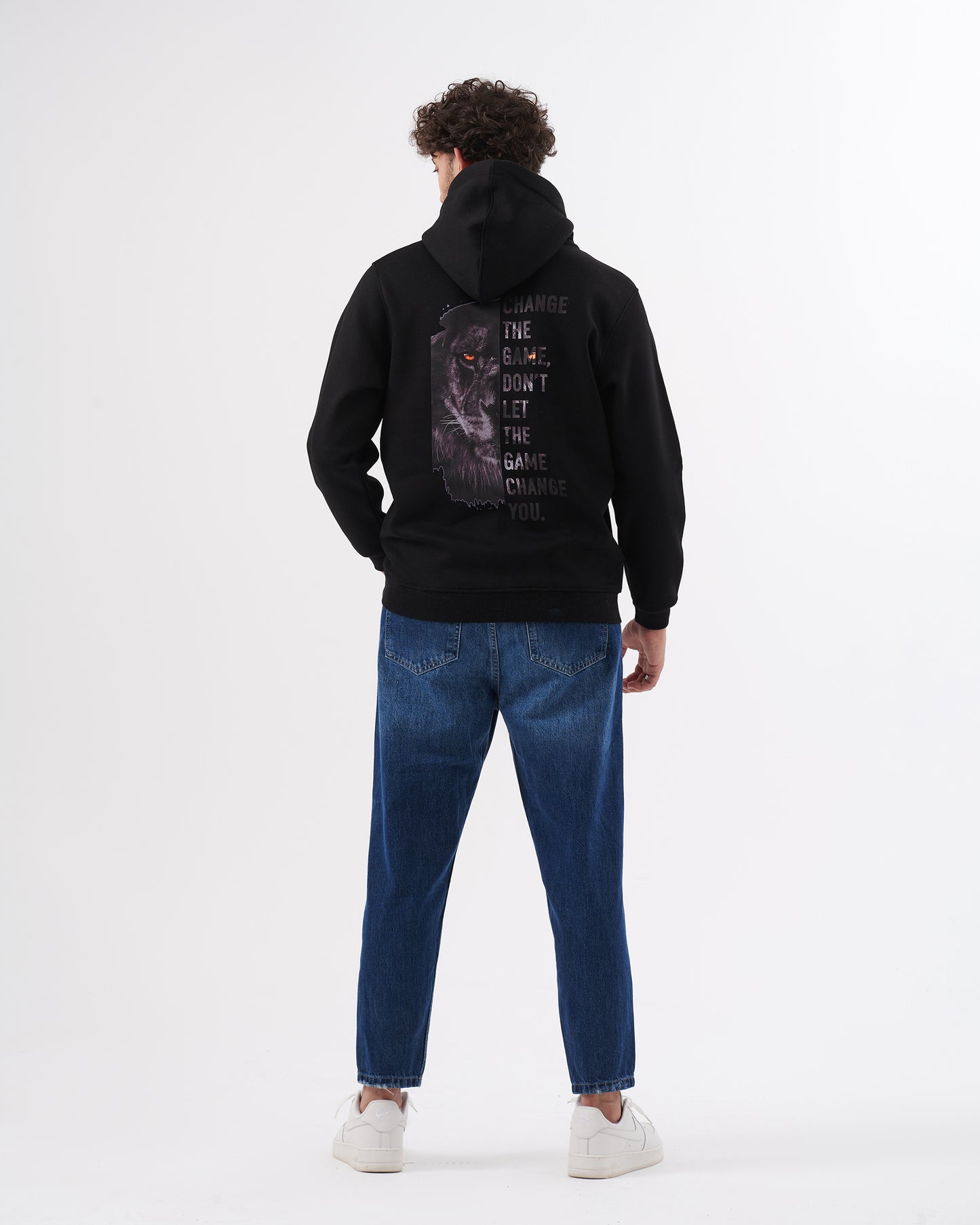 BLACK LOIN SWEATSHIRT