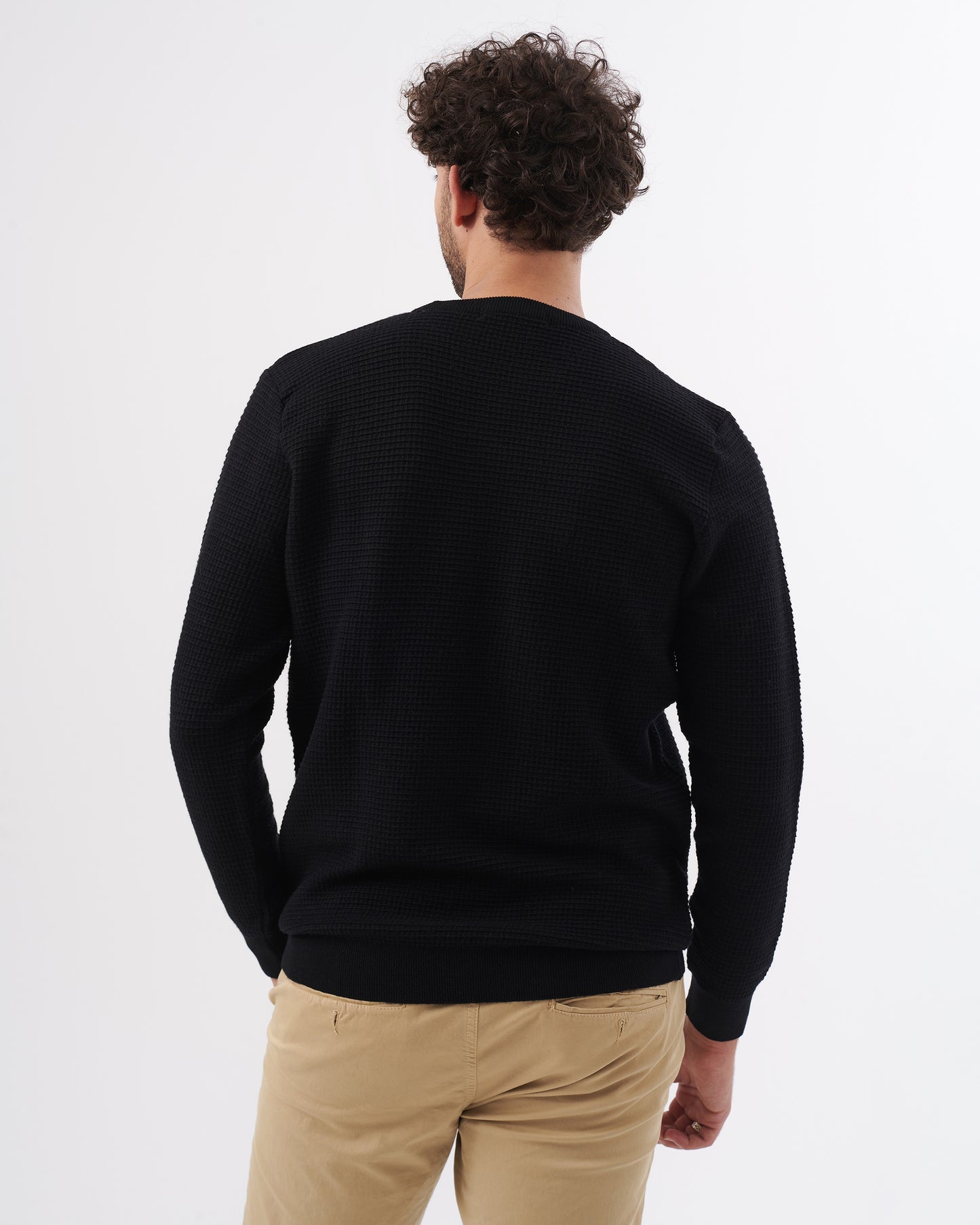 BLACK TRICOT ROUND BASIC PULLOVER